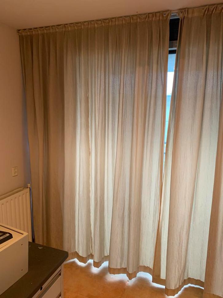 Gordijnen mooie linnen kwaliteit gordijnen., Huis en Inrichting, Stoffering | Gordijnen en Lamellen, Zo goed als nieuw, 200 cm of meer