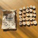 Houten Runenstenen Set - 25 Stenen., Ophalen of Verzenden, Nieuw