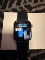 Apple Watch SE 2 (40mm) met 3 bandjes, Sieraden, Tassen en Uiterlijk, Smartwatches, Gebruikt, Apple Watch ⌚️, Hartslag, Wit