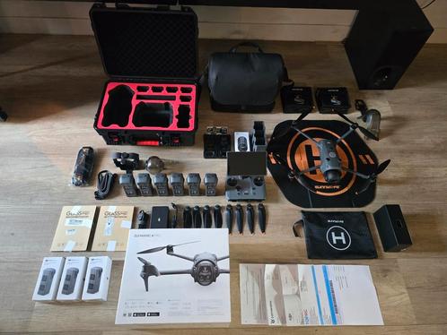 Dji mavic 4 pro creater combo mega set care refresh, Hobby en Vrije tijd, Modelbouw | Radiografisch | Helikopters en Quadcopters
