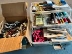 Goed gevulde naaidoos naaigerei fournituren knopen, Ophalen of Verzenden, Zo goed als nieuw, Knoop of Knopen