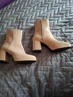 Disco laarsjes kleur beige, Ophalen of Verzenden, Zo goed als nieuw, Beige