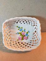 klein keramiek mandje, Hongaars, Antiek en Kunst, Ophalen of Verzenden