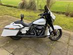 Te koop unieke Harley Davidson FLHXS Streetglide 2020, Motoren, 2 cilinders, Handvatverwarming, Particulier, Meer dan 35 kW