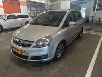 Opel Zafira 2.2 AUT 2007 Grijs inruil moter scooter kan beschikbaar voor biedingen