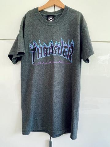 blauw shirt THRASHER magazine Maat S -in top staat- skate beschikbaar voor biedingen