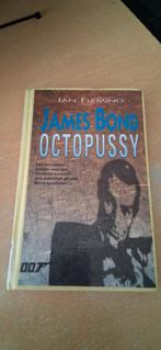 James Bond - Octopussy (pocket), Ophalen of Verzenden, Gelezen, Ian Fleming, Nederland