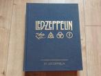 Led Zeppelin By Led Zeppelin Official Photo book of the band, Artiest, Zo goed als nieuw, Led Zeppelin, Ophalen of Verzenden