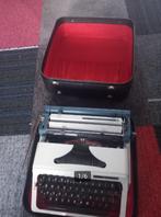 Erika mod. 34 Typemachine met draagtas te koop, Ophalen, Gebruikt