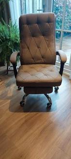Bureaustoel  beige gaat niet weg onder 85 euro, Huis en Inrichting, Banken | Voetenbanken en Poefen, Ophalen of Verzenden, 50 tot 75 cm