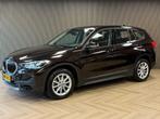 BMW X1 SDrive18i High Executive Edition AUT. NAVIGATIE CAMER, Auto's, BMW, Gebruikt, Bedrijf, 3 cilinders, 1405 kg