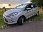 Ford Fiësta 1.6TDCI 70KW 3DR 2012 Grijs, Auto's, Voorwielaandrijving, Origineel Nederlands, 94 €/maand, Particulier