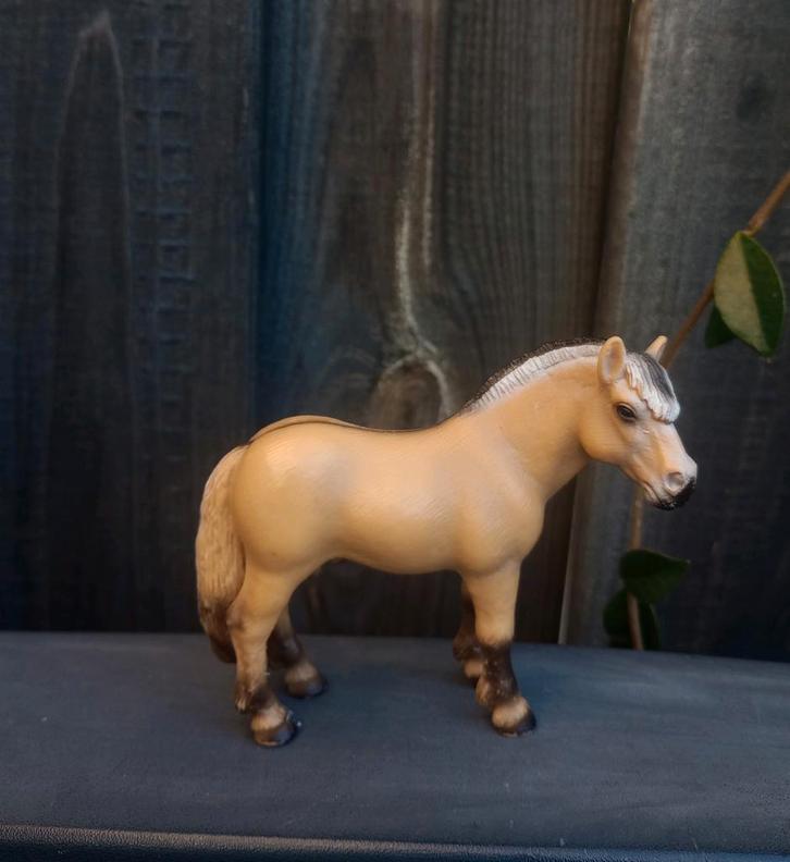 Schleich Fjord ruin 13250 met aalstreep, Verzamelen, Dierenverzamelingen, Zo goed als nieuw, Beeldje of Figuurtje, Paard, Ophalen of Verzenden