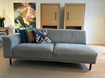 MET SPOED TE KOOP Tweezits grijs-blauw bank beschikbaar voor biedingen