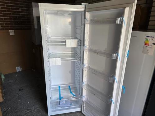 Nieuwe grote zuinige ruime koelkast 331 liter H 170 x B 60cm, Witgoed en Apparatuur, Koelkasten en IJskasten, Nieuw, Zonder vriesvak