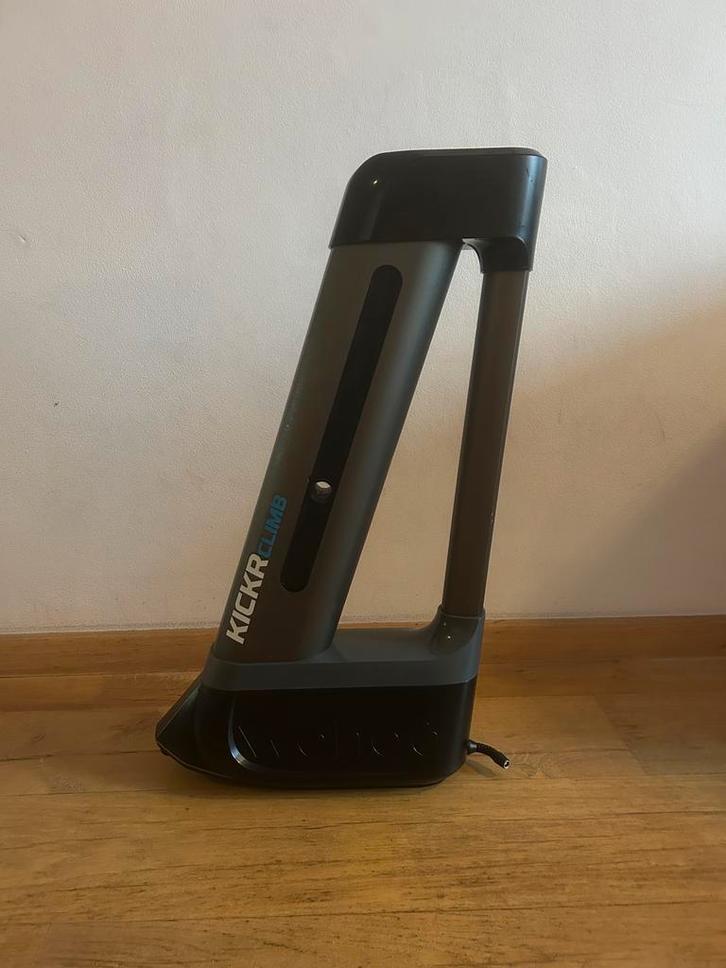 Wahoo KICKR CLIMB, Sport en Fitness, Wielrennen, Zo goed als nieuw, Overige typen, Ophalen of Verzenden