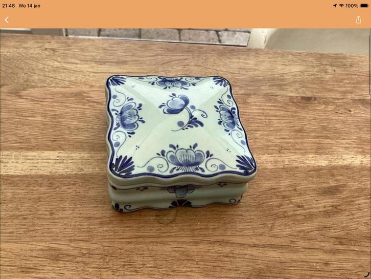 Delfts Blauw doosje Wemeldinge, Antiek en Kunst, Antiek | Keramiek en Aardewerk, Ophalen of Verzenden