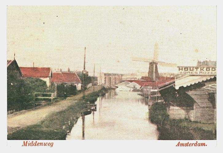 943920 Amsterdam NH 1975 gel in 89 Middenweg _Gelopen met, Verzamelen, Ansichtkaarten | Nederland, Gelopen, Noord-Holland, 1960 tot 1980