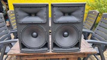Speakers JBL AC2212/00 zonder grill + beugel set 2 stuks beschikbaar voor biedingen