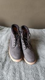 Grijze veter boots maat 39, Kleding | Dames, Schoenen, Lage of Enkellaarzen, Ophalen of Verzenden, Zo goed als nieuw, BPC