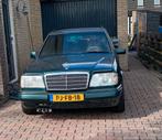 Mercedes-Benz E-Klasse 2.2 E220 Kombi AUT 1996 Groen, Auto's, Mercedes-Benz, Automaat, 65 €/maand, Achterwielaandrijving, 1465 kg
