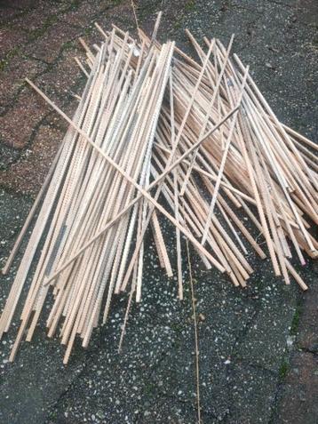 Knutselen / hobbyen / hout nodig beschikbaar voor biedingen