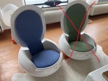 originele Garden Egg Chair van Ghyzcy seventies design beschikbaar voor biedingen