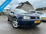 Volkswagen Golf 1.6 Trendline NW. APK, Auto's, Oldtimers, Zwart, Bedrijf, Handgeschakeld, Airbags