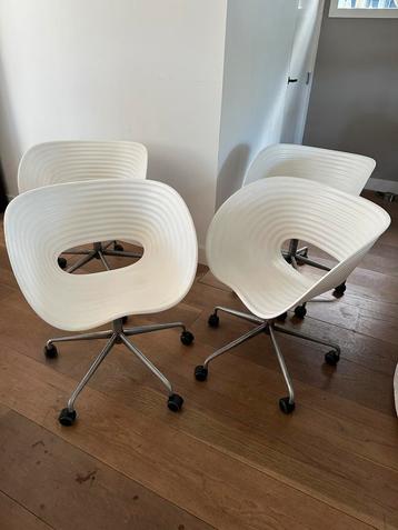 Vitra tom vac stoelen beschikbaar voor biedingen