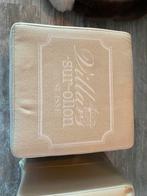 2 brocante poefjes, Ophalen of Verzenden, Zo goed als nieuw, Rechthoekig, Minder dan 50 cm