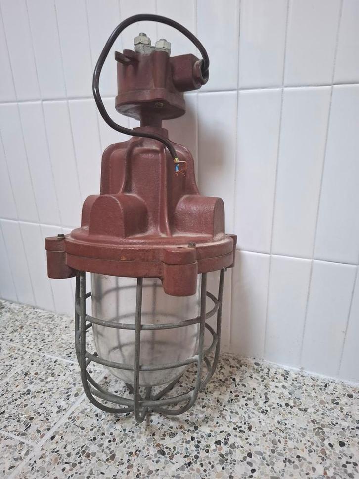 Industriële authentieke kooilamp, Huis en Inrichting, Lampen | Wandlampen, Gebruikt, Ophalen