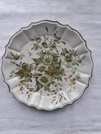 Oostenrijks wandbord met lichtgroen/wit veldboeket, Ophalen of Verzenden