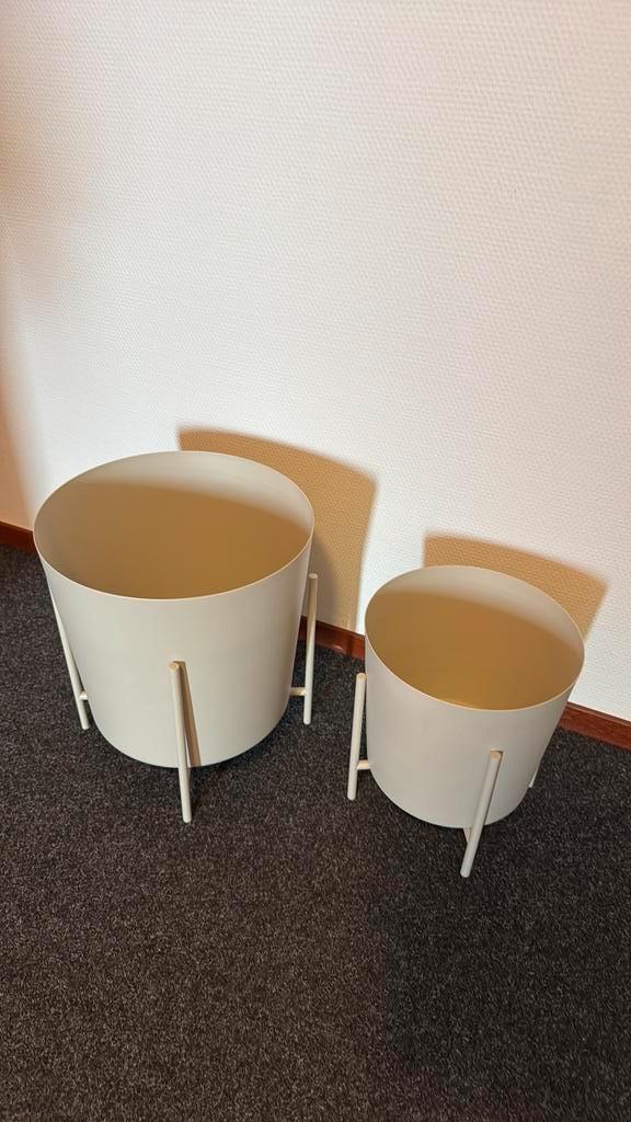 H&M bloempotten lichtbeige, effen binnen/buiten, Tuin en Terras, Bloempotten, Binnen, Rond, Ophalen
