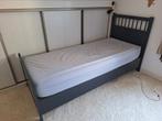 Hemnes Ikea eenpersoonsbed 2.20 lang, Huis en Inrichting, Slaapkamer | Bedden, Ophalen, Gebruikt, 90 cm, Eenpersoons