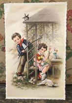 Ansichtkaart jongen en meisje hondje - vintage, Verzamelen, Ansichtkaarten | Themakaarten, 1940 tot 1960, Ongelopen, Kinderen