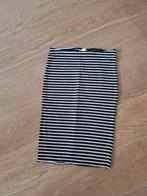 Rok H&M maat S dames gestreept - zwart / wit - tot de knie, Kleding | Dames, H&M, Zwart, Ophalen of Verzenden, Zo goed als nieuw
