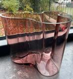 Iittala Alvar Aalto vaas 160mm purpurra, Ophalen of Verzenden, Zo goed als nieuw, Rond