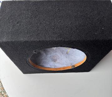 Subwoofer Behuizing 12 inch 30cm beschikbaar voor biedingen