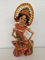 Indonesische houtsnijwerk danseres, Ophalen of Verzenden