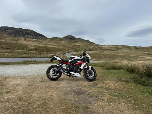 Triumph street triple 675R 2013, Motoren, Motoren | Triumph, Particulier, Naked bike, meer dan 35 kW, 3 cilinders, Ophalen