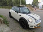 Mini Mini 1.6 Cooper,schuifdak,leer,airco,xenon, Auto's, Mini, Voorwielaandrijving, Gebruikt, 4 cilinders, 4 stoelen