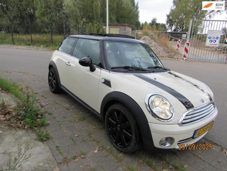 Mini Mini 1.6 Cooper,schuifdak,leer,airco,xenon, Auto's, Mini, Particulier, Te koop, Cooper, ABS, Airbags, Airconditioning, Boordcomputer
