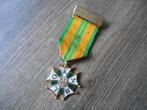 Vierdaagse medaille voor 10de keer lopen, Verzamelen, Militaria | Algemeen, Ophalen of Verzenden, Landmacht, Nederland, Lintje, Medaille of Wings