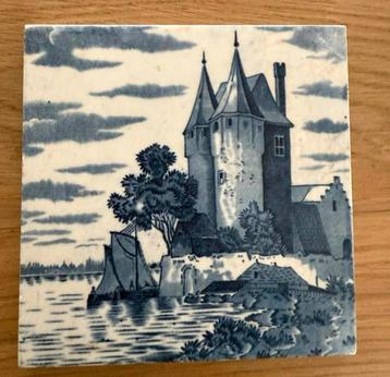 2 gave Delftse tegels beschikbaar voor biedingen