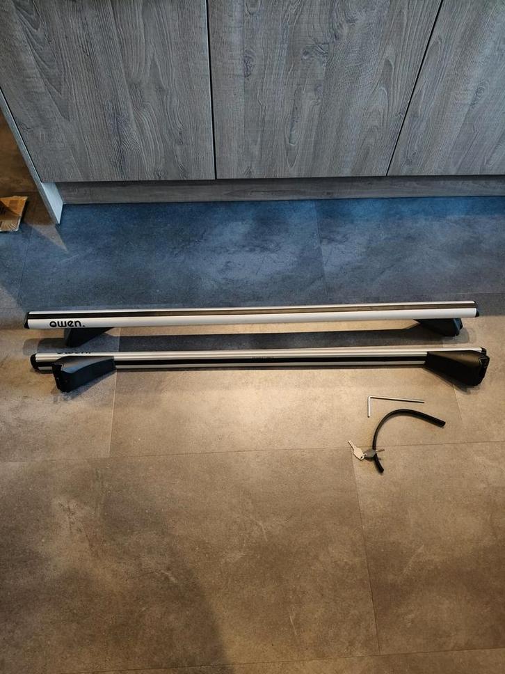 Dakdragers gesloten universeel, Auto diversen, Dakdragers, Zo goed als nieuw, Ophalen of Verzenden