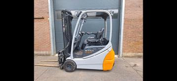 Still Heftruck RX20-18 triplo/sideshift met vorkenspreider ( beschikbaar voor biedingen