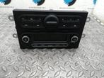 RENAULT TWINGO RADIO 2017, Ophalen of Verzenden, Gebruikt, Stiba lid