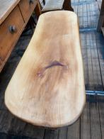 Stoere landelijke salontafel met smeedijzer onderstel, Ophalen