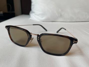 Luxe Tom Ford zonnebril (TF 1042-D, nieuw €600) beschikbaar voor biedingen
