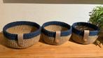 Set van 3 jute mandjes met donker blauw katoen en leren band, Ophalen of Verzenden, Nieuw, Rond, Mand